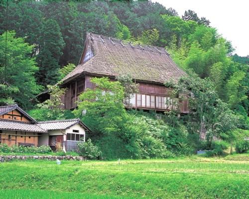 かやぶき音楽堂